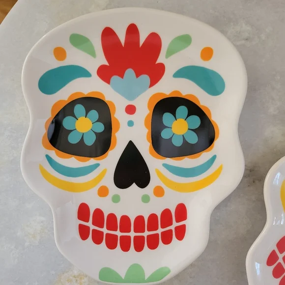 NEW-Two Dia de Muertos Plates - Picture 2 of 5